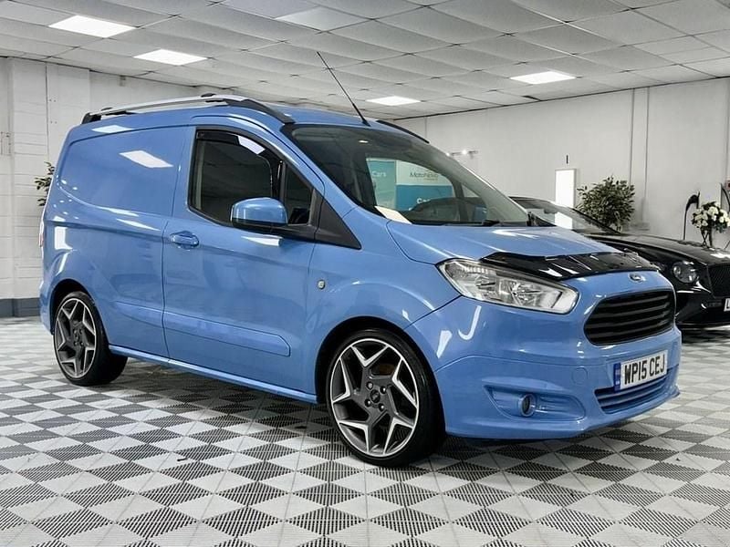 Blue Used 2015 Ford Transit Trend Van | £7,991 (Fair price) - Image 1/3