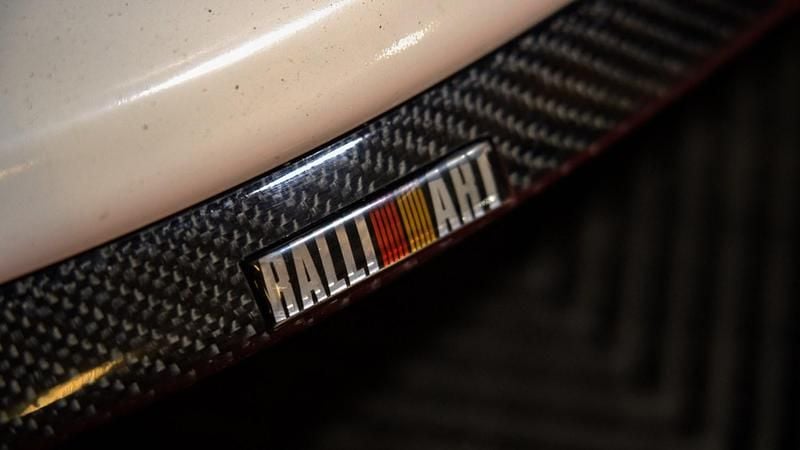 Used Mitsubishi Lancer 2014 White Sedan