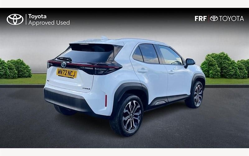 Used Toyota Yaris Hybrid Design 116 HP (85 kW) 2026 Estate