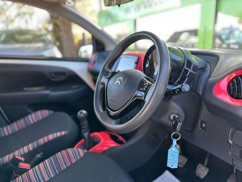 Used Citroën C1 Feel 82 HP (60 kW) 2016 White Hatchback