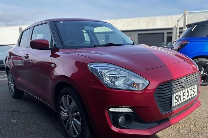 Used Suzuki Swift SZ-T 111 HP (81 kW) 2019 Red Hatchback
