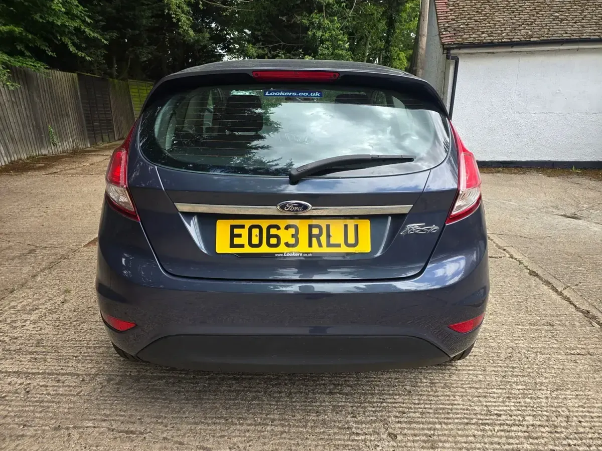 Used Ford Fiesta Zetec 82 HP (60 kW) 2013 Grey Hatchback