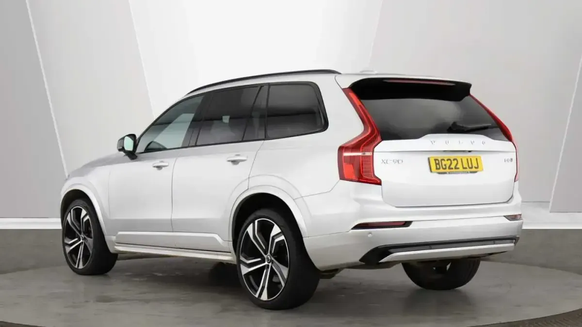 Used Volvo XC90 R-Design Pro 235 HP (172 kW) 2022 Silver SUV