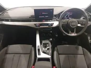 Used Audi A4 S-Line 204 HP (150 kW) 2024 White Estate