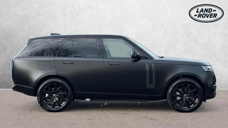 New Land Rover Range Rover SE 2025 Black SUV
