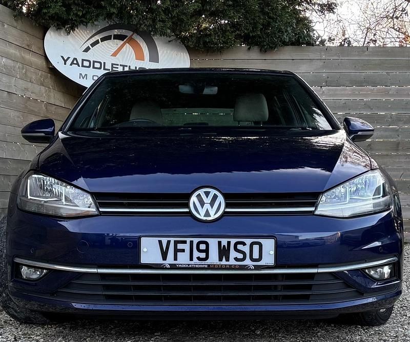 Usado VW Golf VII GT 150 HP (110 kW) 2019 Azul Citadino