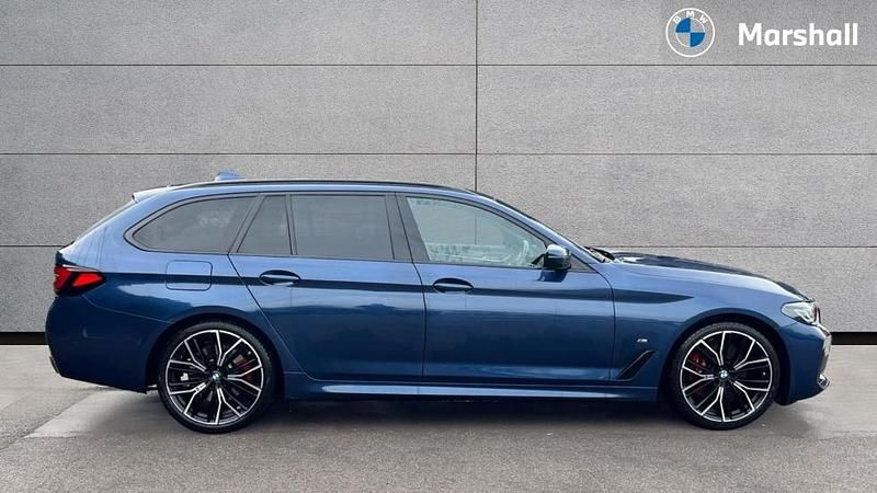 Used BMW 520 M Sport 190 HP (139 kW) 2022 Phytonic blue metallic paint  Estate