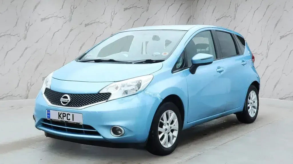 Begagnad Nissan Note Acenta 80 HK (58 kW) 2014 Blå Halvkombi