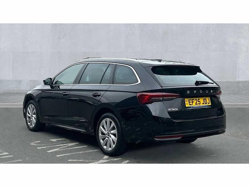 New Skoda Octavia SE L 110 HP (80 kW) 2025 Black magic pearl effect Estate
