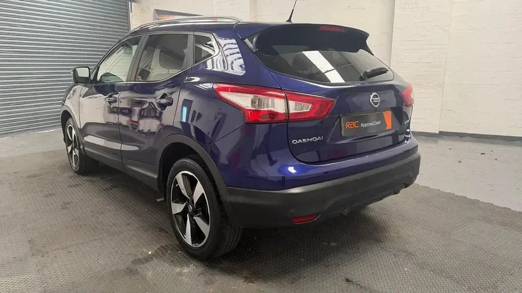 Used Nissan Qashqai N-TEC 110 HP (80 kW) 2016 Blue SUV
