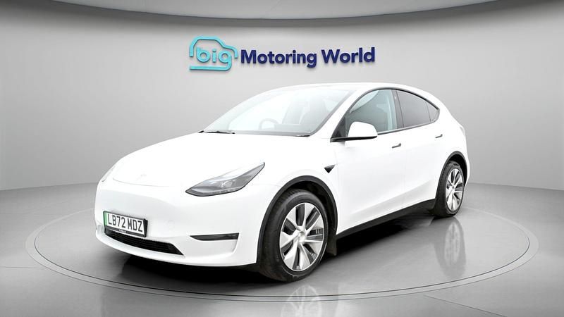 Used Tesla Model Y Long Range AWD 378 kW (514 HP) 2022 White SUV
