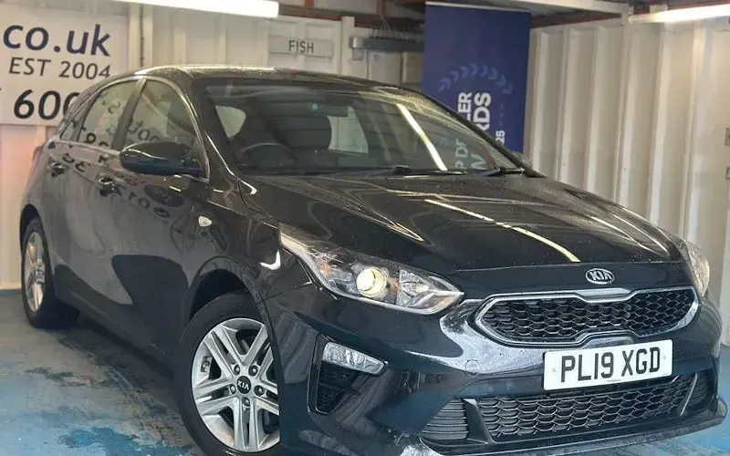 Used Kia Ceed 120 HP (88 kW) 2019 Black Hatchback