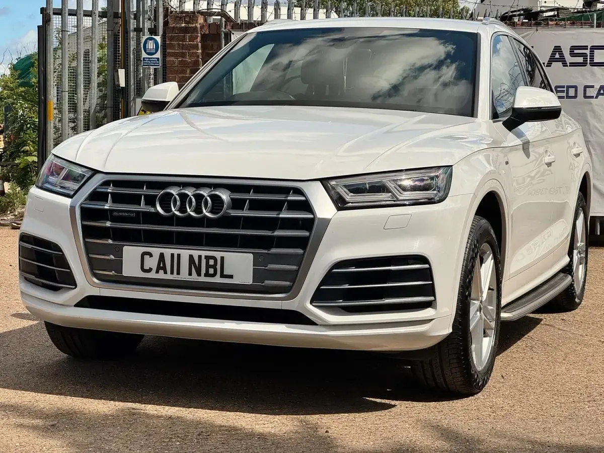 Used Audi Q5 S-Line 190 HP (139 kW) 2017 White SUV