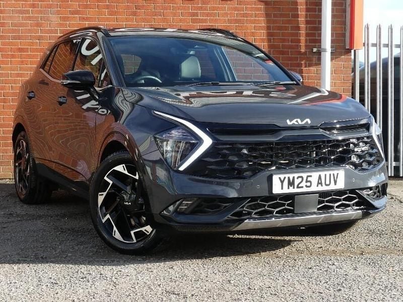Grey Used 2025 Kia Sportage GT-Line SUV | £25,570 (Good price) - Image 1/4