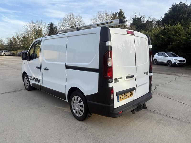 Usado Renault Trafic Business 2016 Branco Monovolume