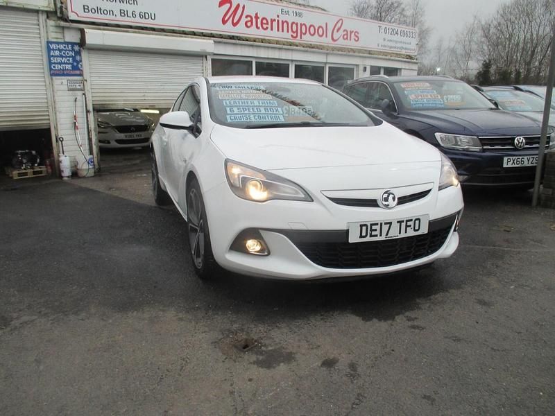 Used Vauxhall Astra GTC Edition 2017 White Hatchback