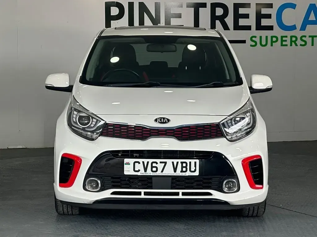 Used Kia Picanto GT-Line S 83 HP (61 kW) 2017 White Hatchback