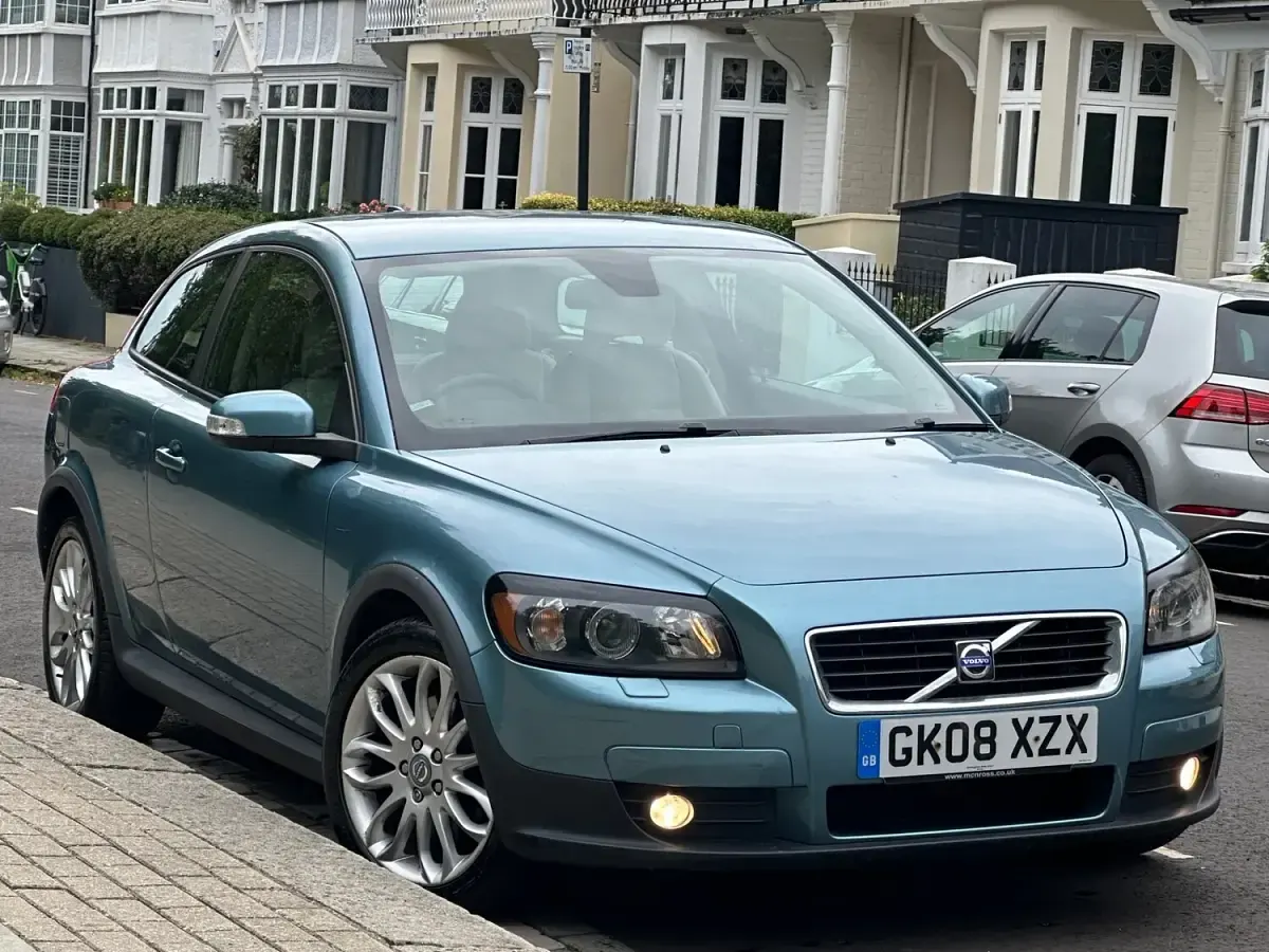 Used Volvo C30 SE Lux 170 HP (125 kW) 2008 Blue Hatchback