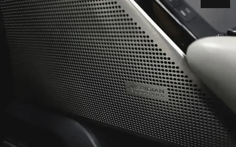 Used Land Rover Range Rover Velar SVAutobiography Dynamic Black 551 HP (405 kW) 2020 SUV