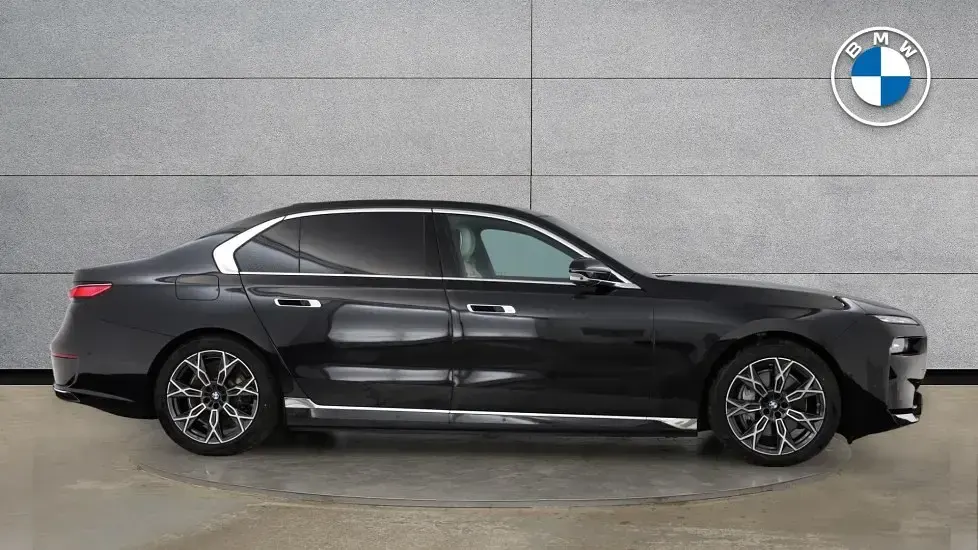 Used BMW i7 Comfort Edition 394 kW (537 HP) 2025 Black Sedan