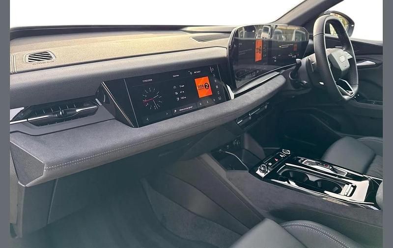 Used Audi Q6 e-tron Advanced 284 kW (387 HP) 2026 Grey SUV