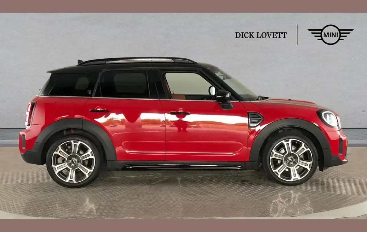 Used Mini Cooper Countryman Exclusive 134 HP (98 kW) 2021 Red SUV