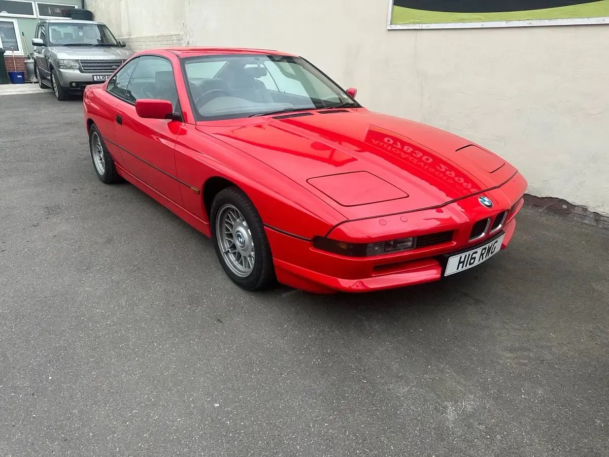 Used BMW 850 2004 Red Sedan
