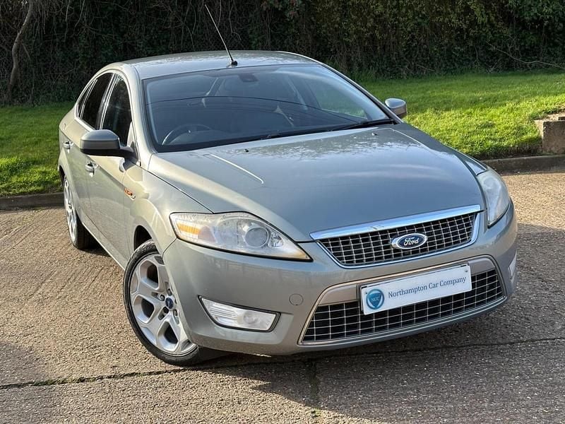 Usado Ford Mondeo Titanium X 2008 Cinzento Citadino