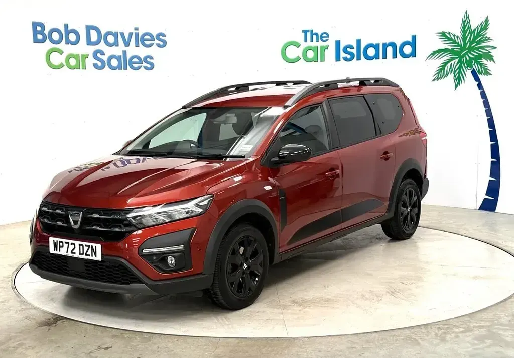 Used Dacia Jogger Extreme 110 HP (80 kW) 2022 Brown MPV