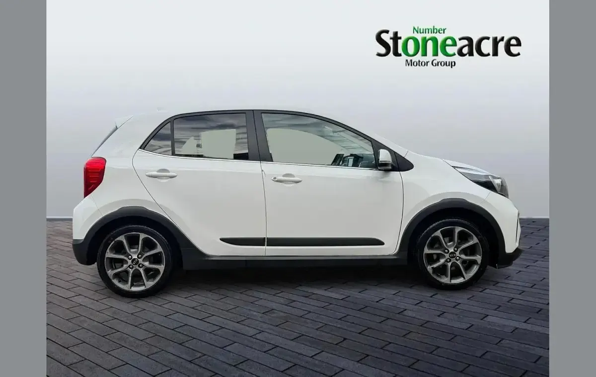 Used Kia Picanto X-Line 83 HP (61 kW) 2019 White Hatchback