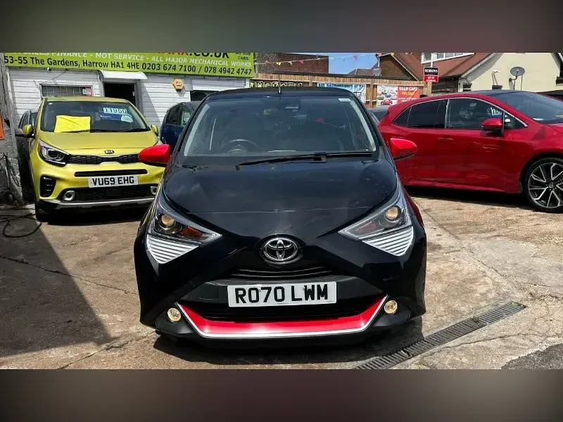 Used Toyota Aygo Trend 72 HP (52 kW) 2020 Black Hatchback