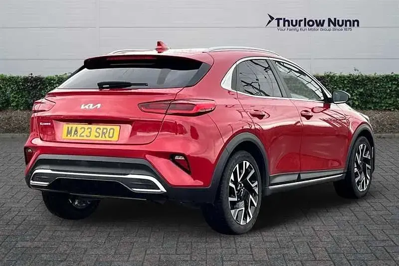 Usado Kia XCeed 160 HP (117 kW) 2023 Vermelho SUV