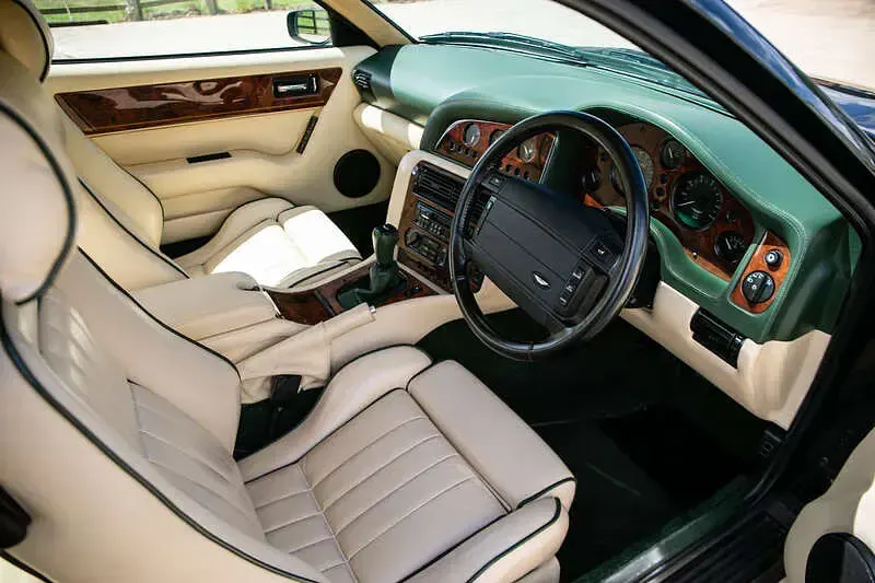 Used Aston Martin V8 550 HP (404 kW) 1998 Pentland green Coupe