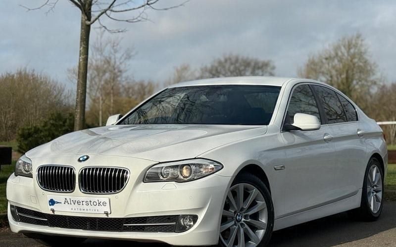 Used BMW 520 Sport Line 184 HP (135 kW) 2013 White Sedan