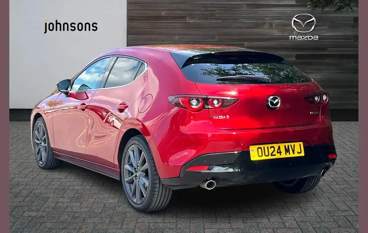 Usado Mazda 3 Exclusive-Line 120 HP (88 kW) 2024 Vermelho Citadino
