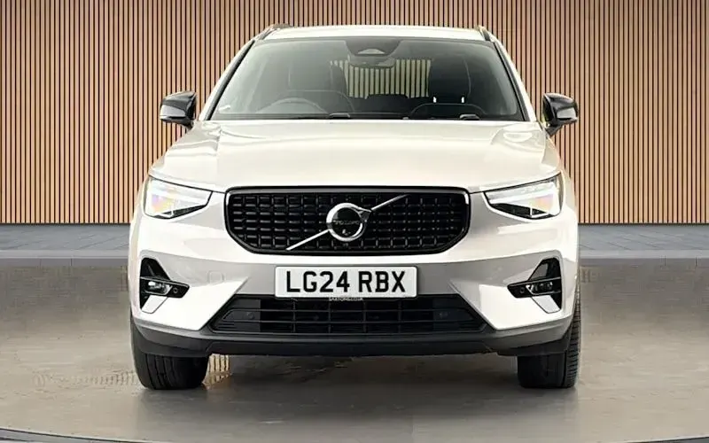 Used Volvo XC40 Plus 163 HP (119 kW) 2026 SUV