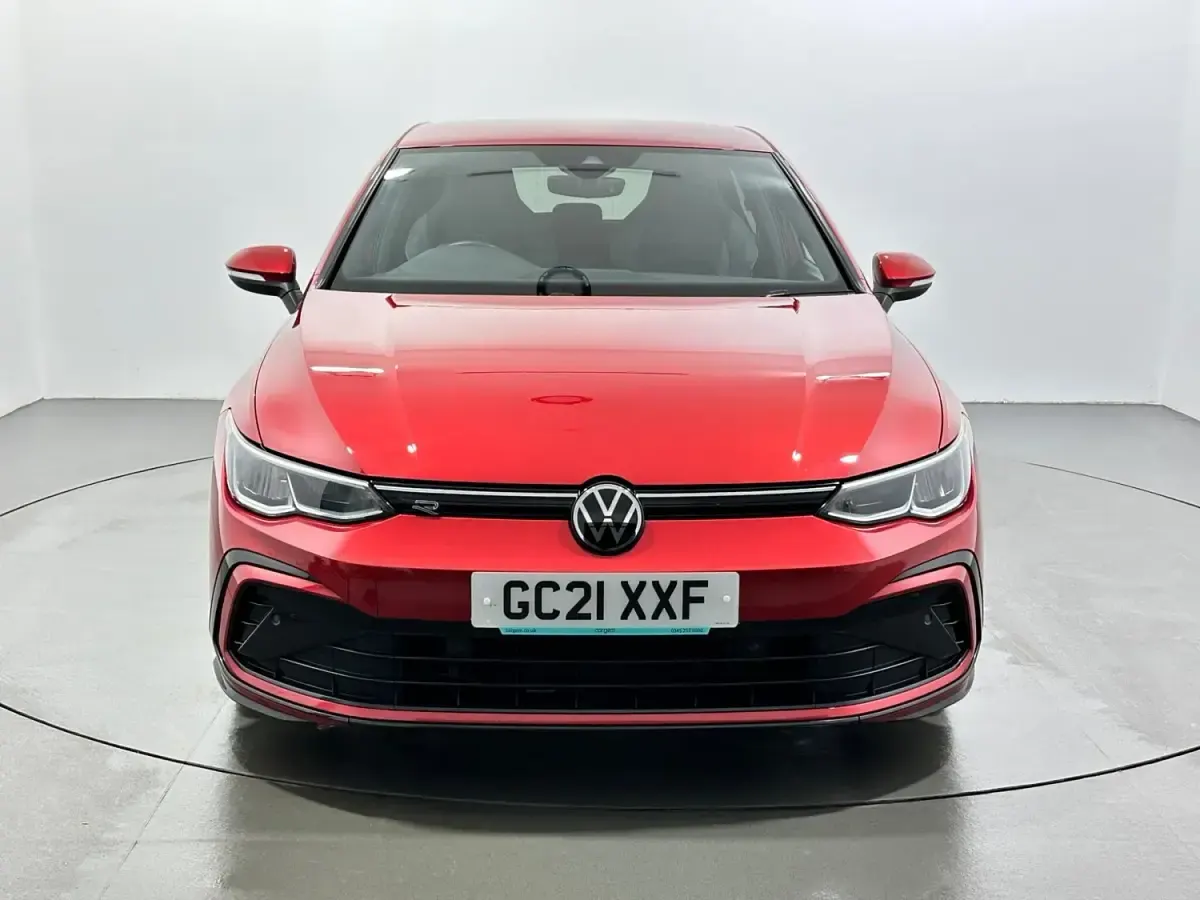 Second-hand VW Golf VIII R-line 2021 Roșu Hatchback