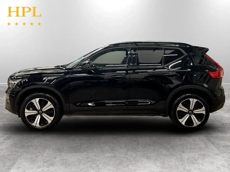 Used Volvo XC40 Core 169 kW (231 HP) 2023 Black SUV
