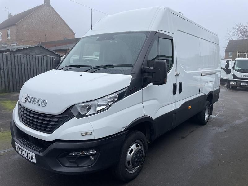 Used Iveco Daily 180 HP (132 kW) 2020 White