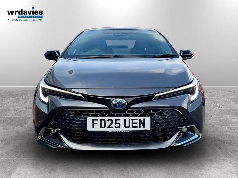 Used Toyota Corolla Design 2025 Decuma grey Hatchback