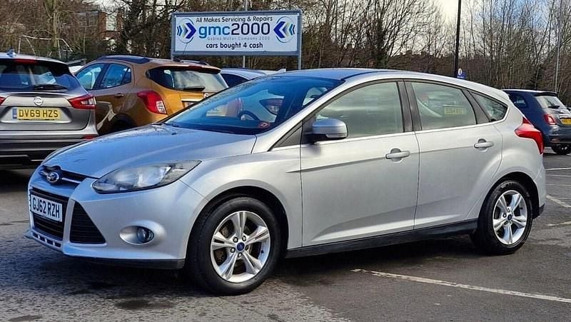 Silver Used 2012 Ford Focus Zetec Hatchback | £3,895 (Fair price) - Image 1/4