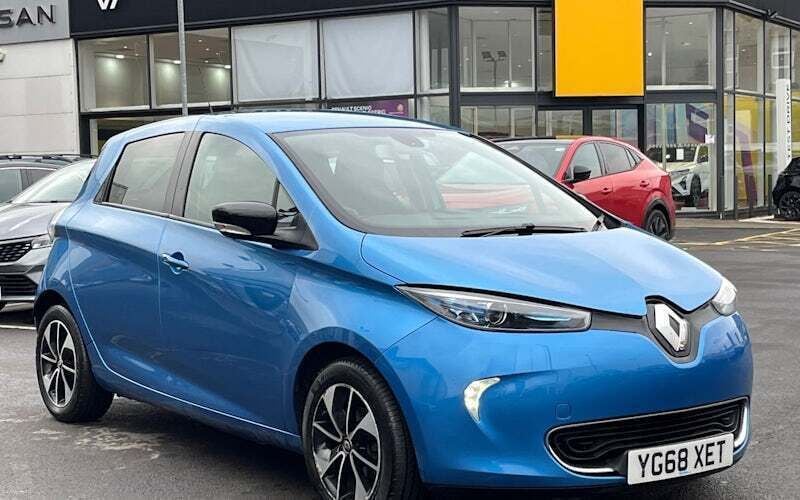 Blue Used 2018 Renault Zoe Dynamique Hatchback | £5,538 (Good price) - Image 1/4
