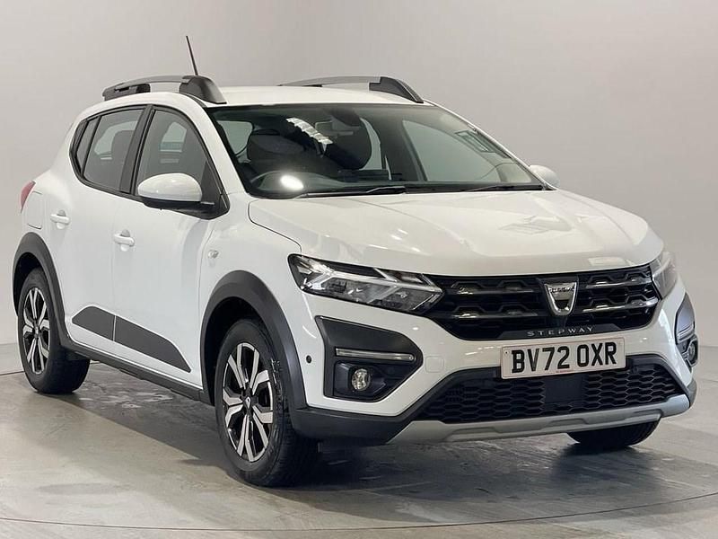 White Used 2022 Dacia Sandero Prestige Hatchback | £11,999 (Fair price) - Image 1/2