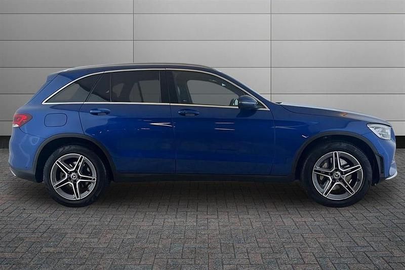 Used Mercedes GLC300 AMG line 258 HP (189 kW) 2022 Spectral blue Estate