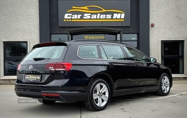 Usado VW Passat SE 150 HP (110 kW) 2020 Preto Carrinha