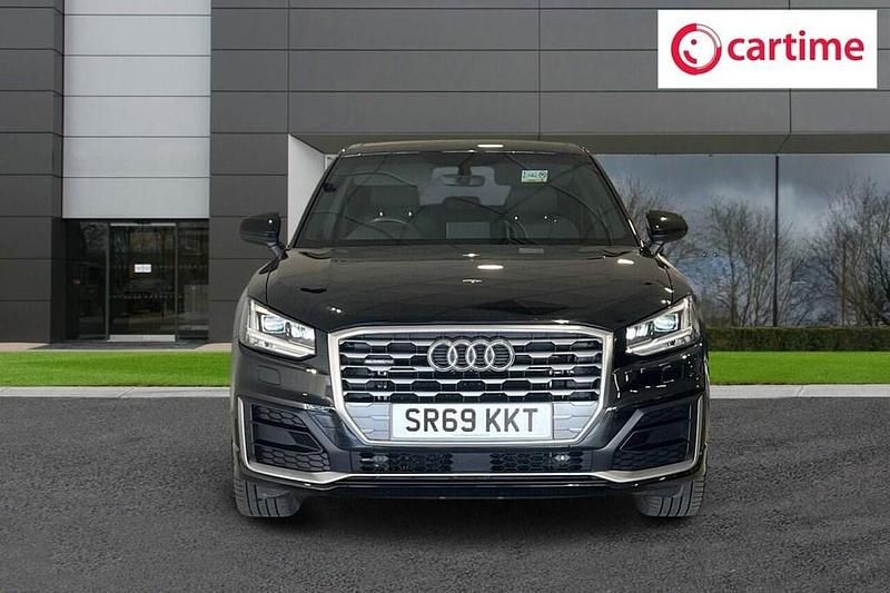 Usado Audi Q2 S-Line 190 CV (139 kW) 2019 Negro SUV