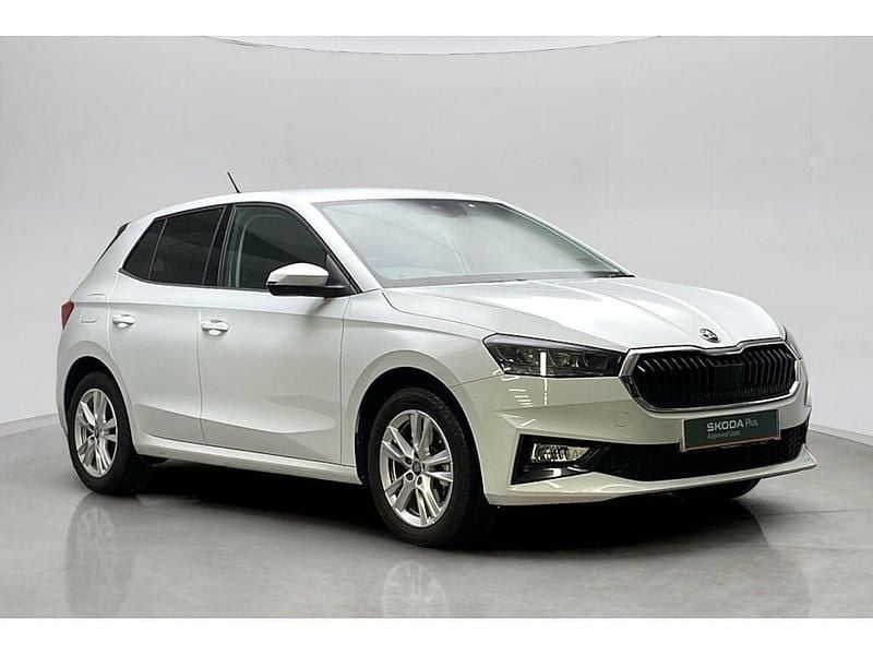 Used Skoda Fabia SE L 85 HP (62 kW) 2025 Moon white metallic Hatchback