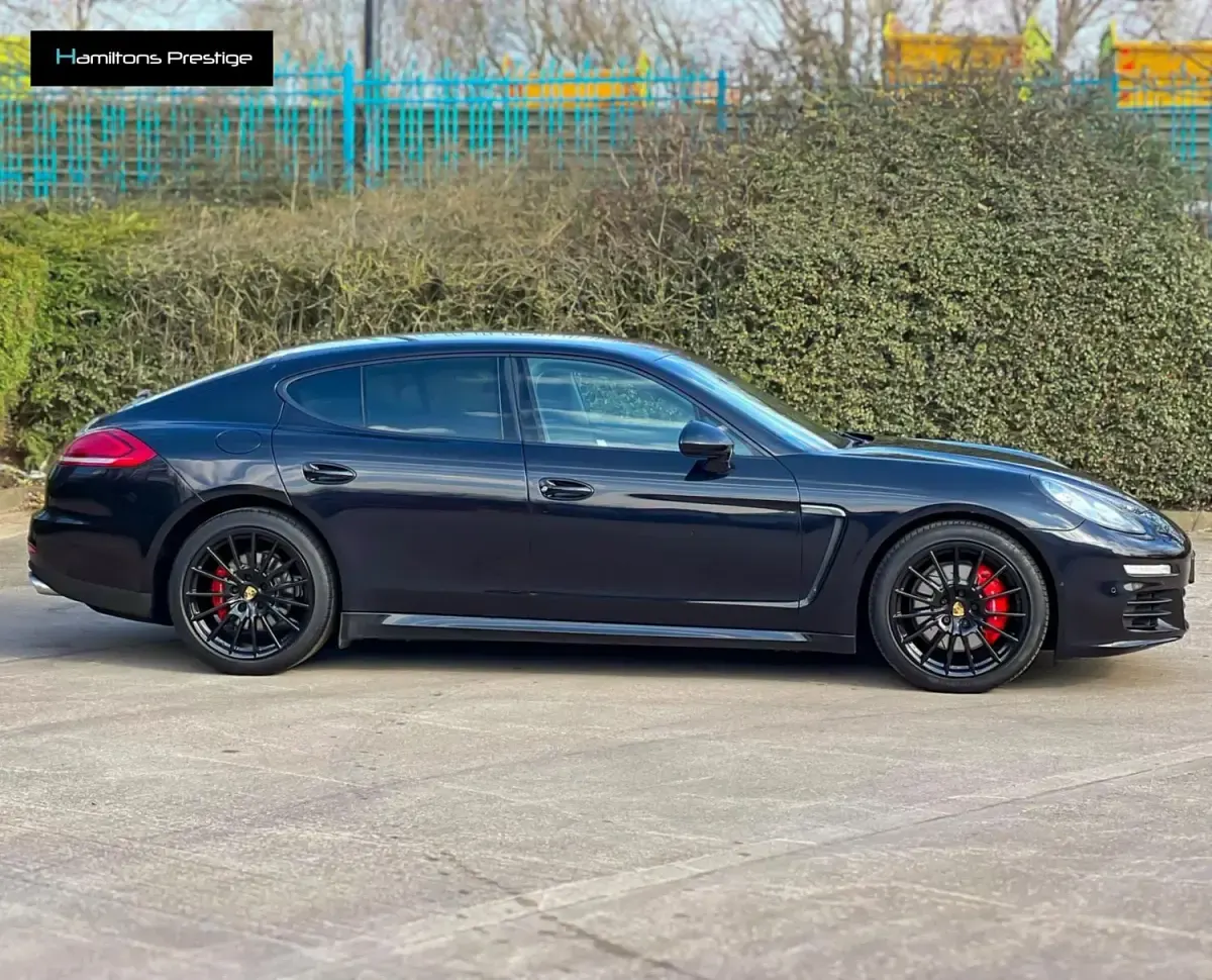 Usado Porsche Panamera 300 HP (220 kW) 2014 Preto Citadino