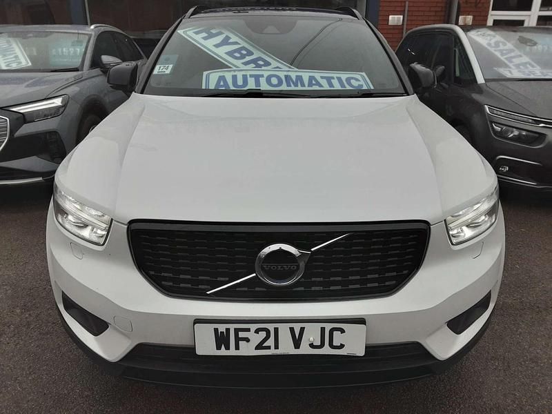 Used Volvo XC40 R-Design 2021 White SUV