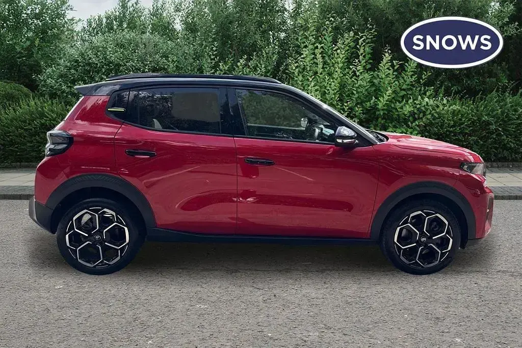 Used Citroën e-C3 81 kW (111 HP) 2024 Red Hatchback